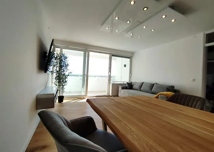 Penthouse-feeling Bei Zdf - Straba Zur Innenstadt * מיינץ